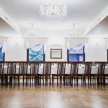 밀리치 W Starym Mlynie B&B 외부 사진