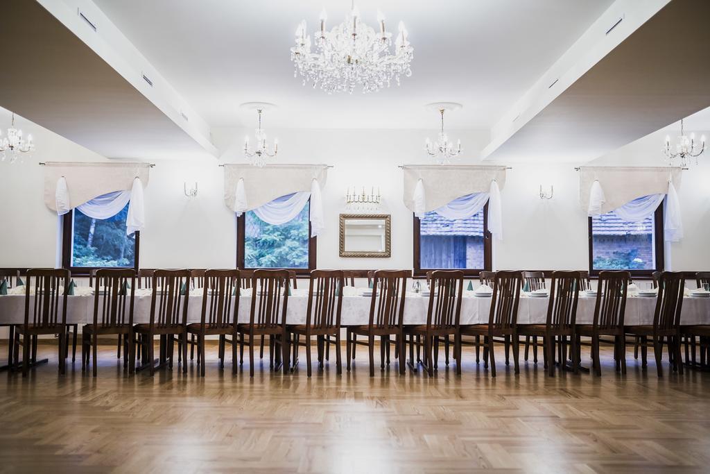밀리치 W Starym Mlynie B&B 외부 사진